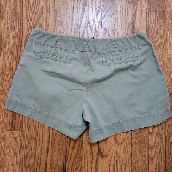 GAP Womens Green Pull On Drawstring Casual Shorts Size 14 Inseam 4" - Picture 2 of 6